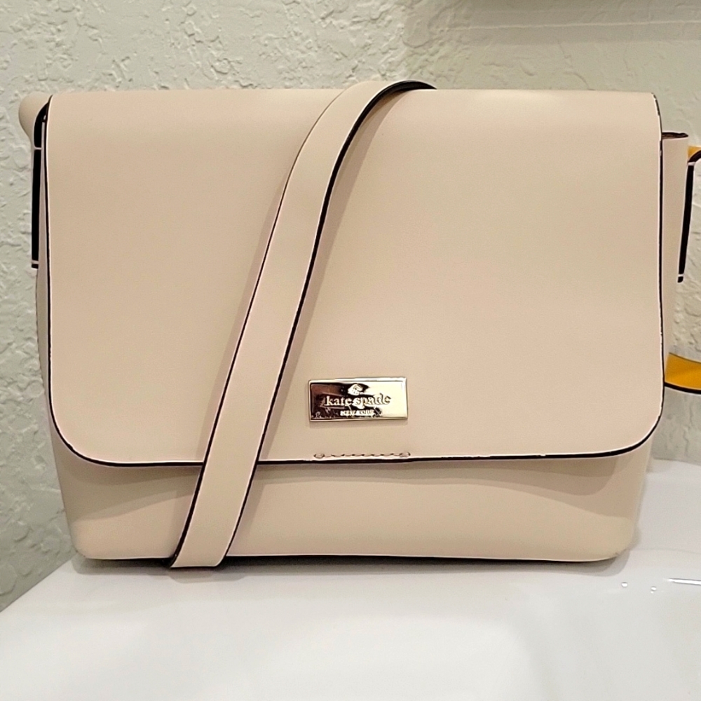 KATE SPADE NEW YORK Avva Harbor Hill cream crossbody